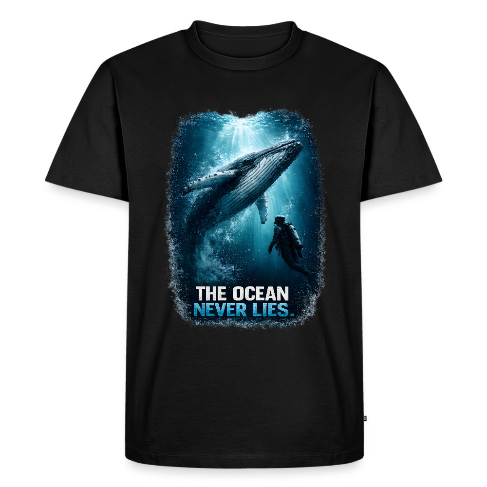 The Ocean Never Lies – Buckelwal mit Taucher | Männer Premium T-Shirt - Schwarz